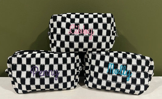 Checker pouch